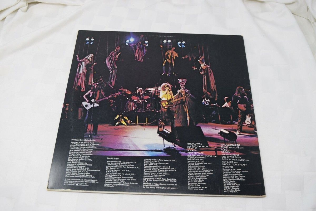 Ariel Pink with Gary Wilson