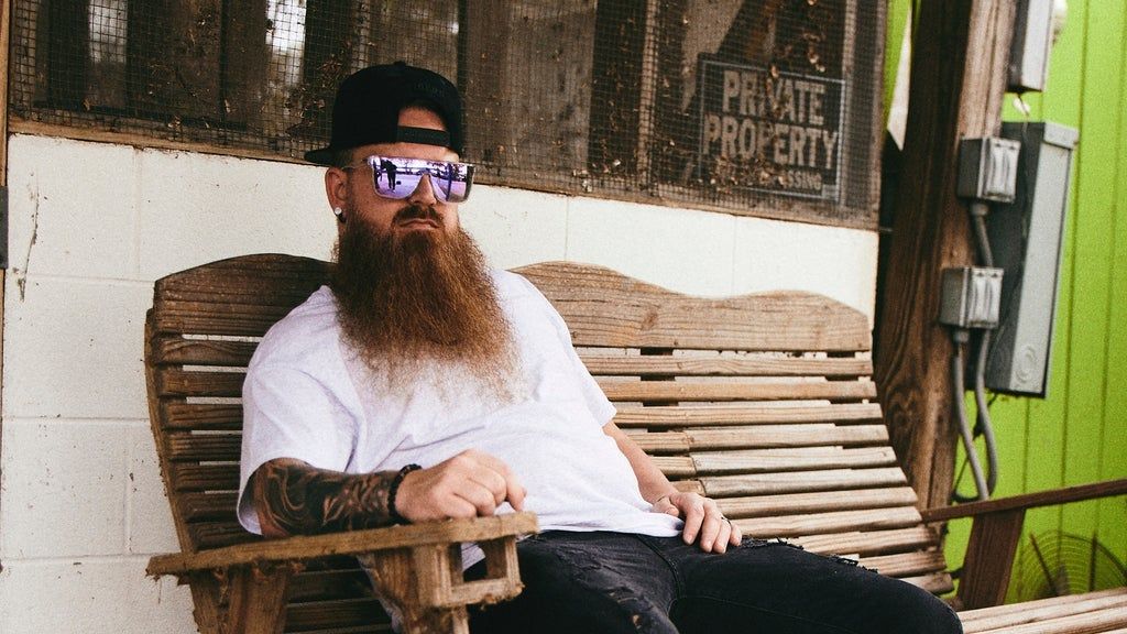 Thomas Cain w\/ DJ Rhett & the Couyons of Comedy