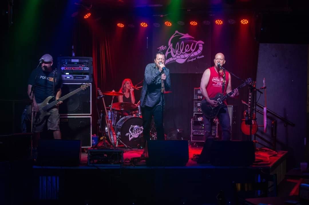 Crashrocket Rocks The Alley in Sanford 