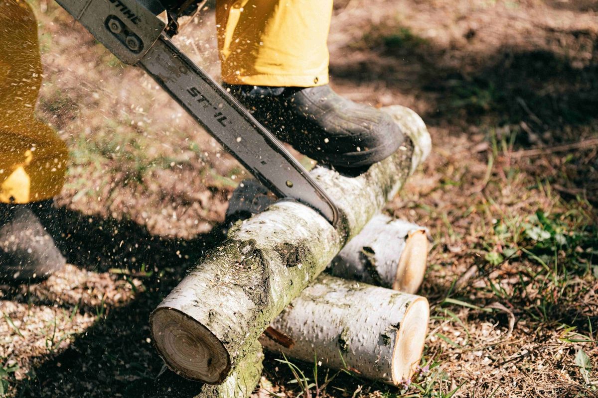  Ladies Night! Navigating Machinery and Tools with a Female Body