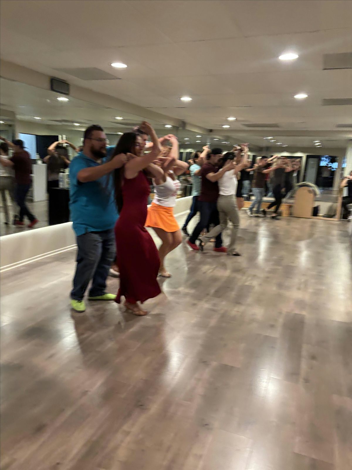 5 Week Bachata Class for Beginners by Alejandro Sol