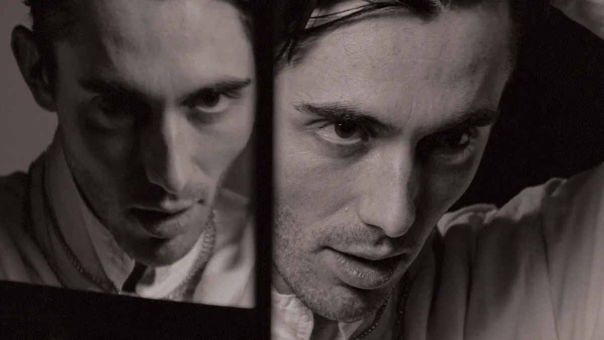 Greyson Chance in Kota Jakarta Selatan