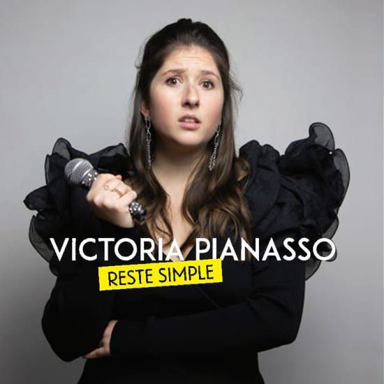 Victoria Pianiasso dans 'Reste Simple' au th\u00e9\u00e2tre BO Saint-Martin