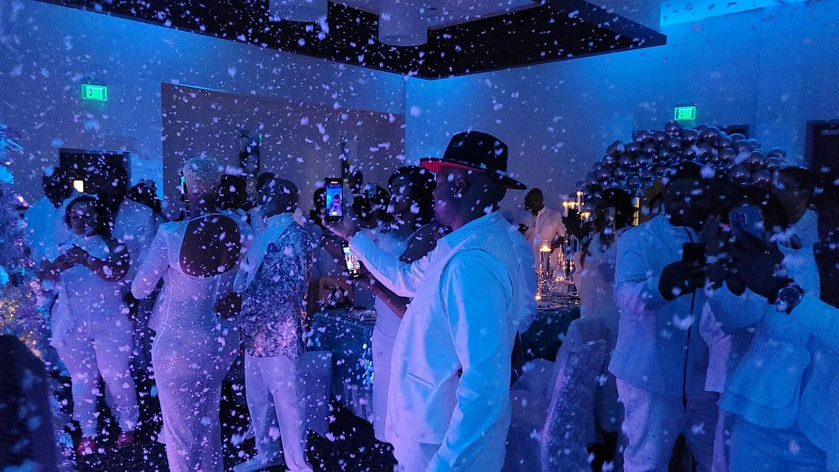 A Couples Christmas Date Night Experience