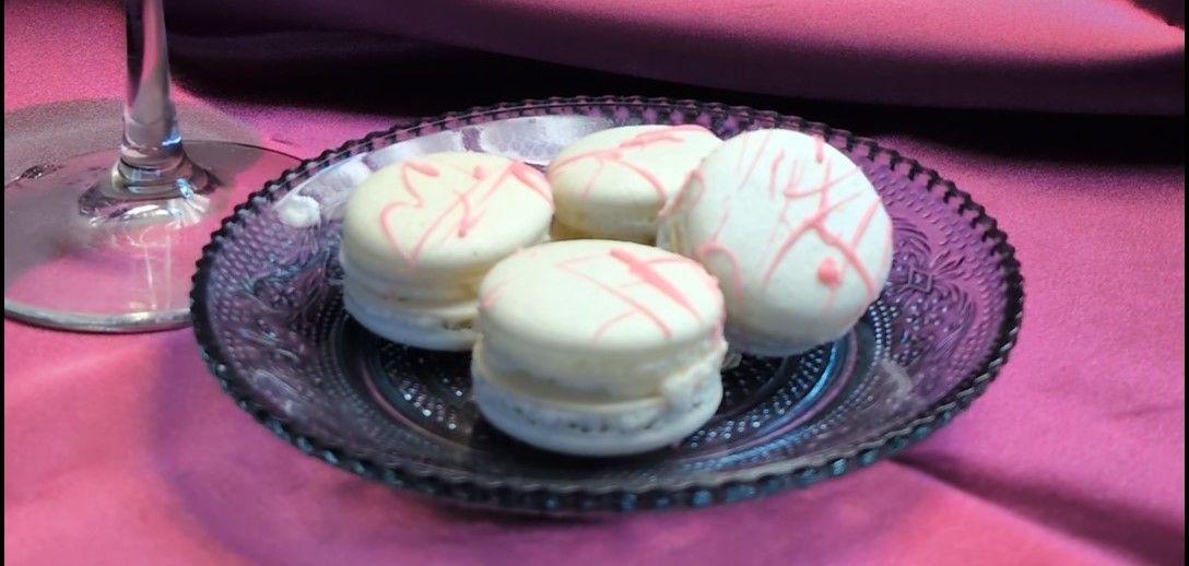 Valentine's Day with Carpe Macaron