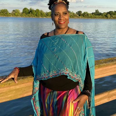 Charene Mystic Medium