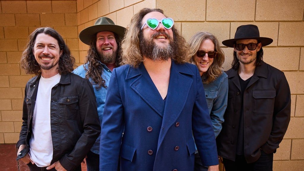SOLD OUT - MY MORNING JACKET "is" ON TOUR!