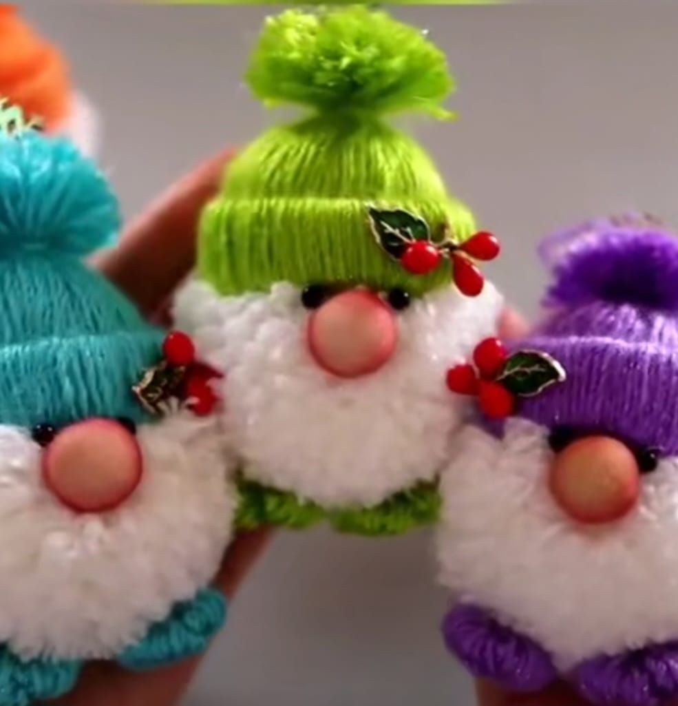 pom pom Gnomes 