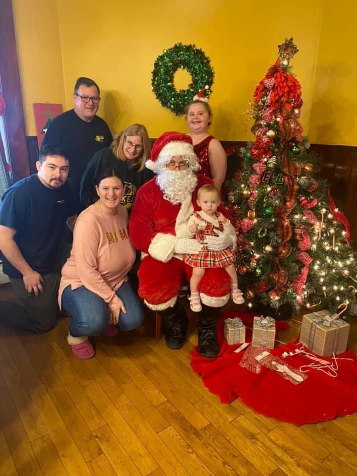 Breakfast Buffet with Santa at Nellie\u2019s with Christmas Craft station for kids 