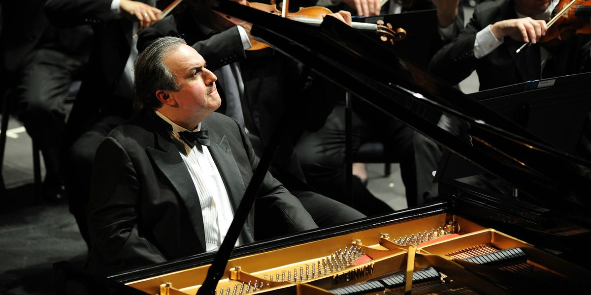 Yefim Bronfman Plays Schumann at David Geffen Hall