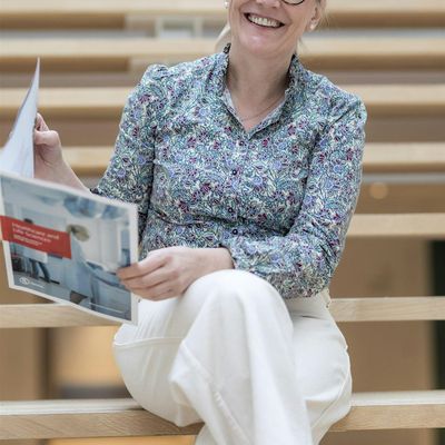 V\u00e9ronique Journ\u00e9e