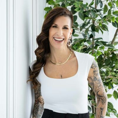 Anna Reeves