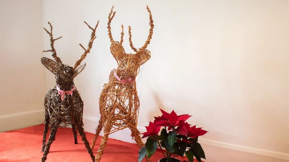 Willow Reindeer Workshop