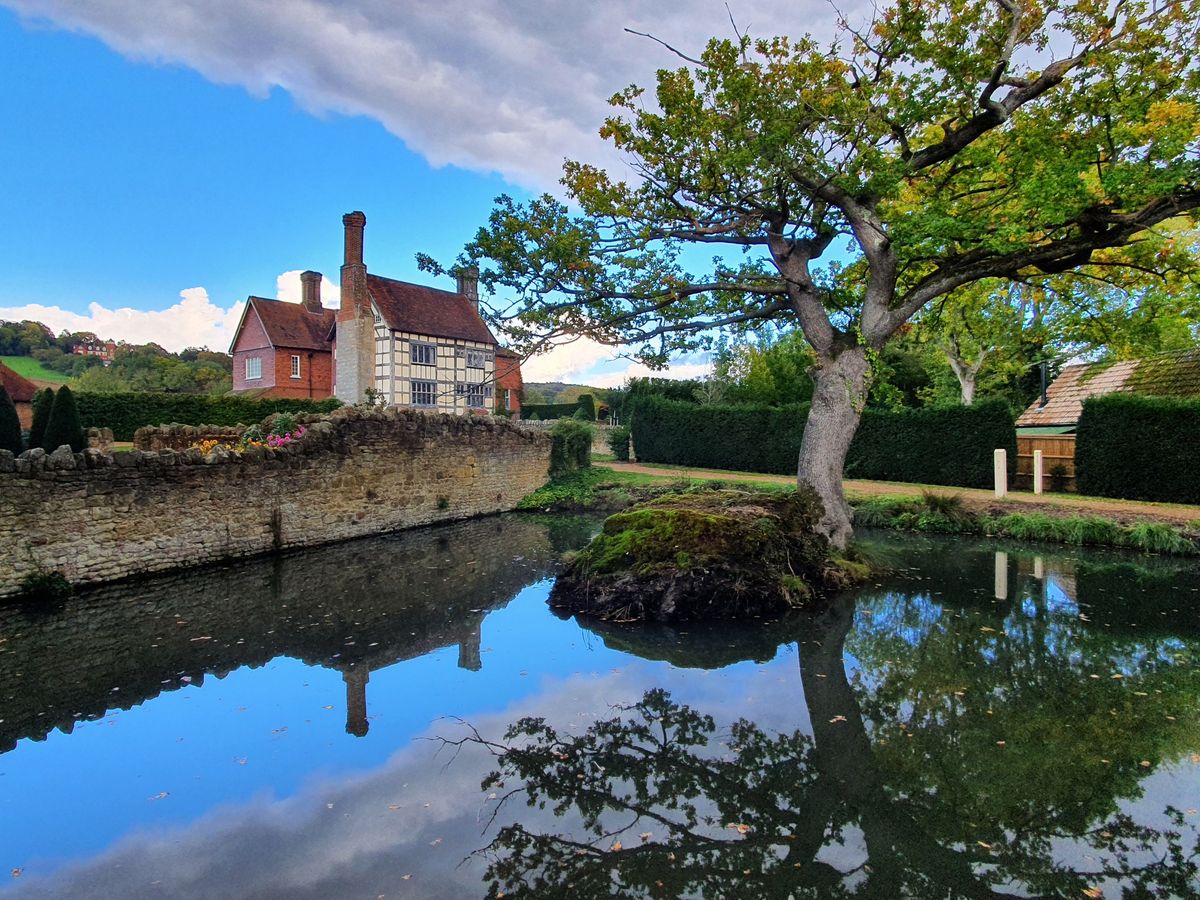 TOUGH HIKE 27km Winston Churchill\u2019s glorious Kent & his mansion - Chartwell