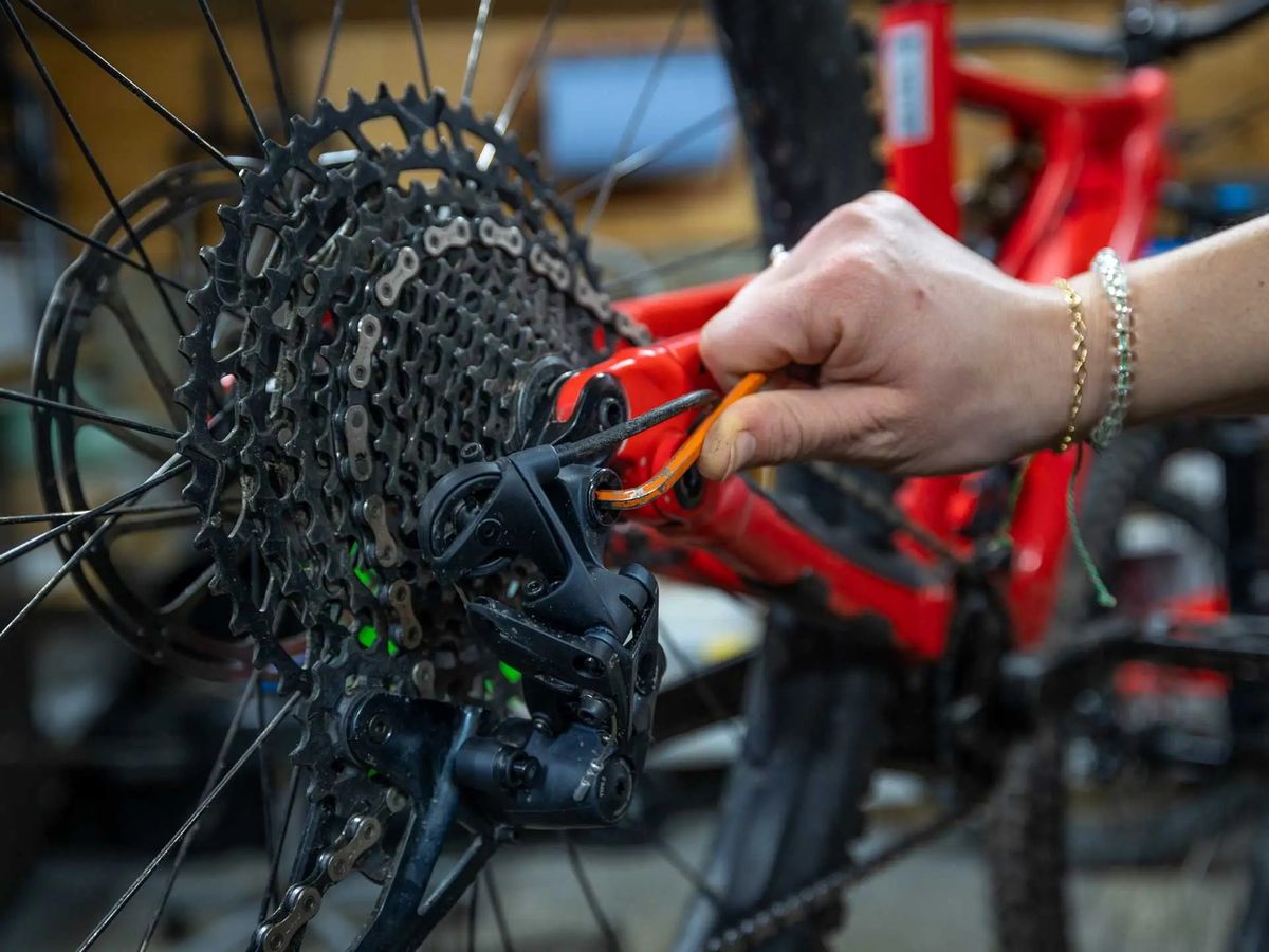 Winter Maintenance Clinic & Indoor Trainer Demo Night