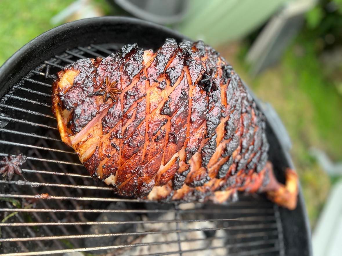 Make Your Own Christmas Ham w\/ A Lady Butcher