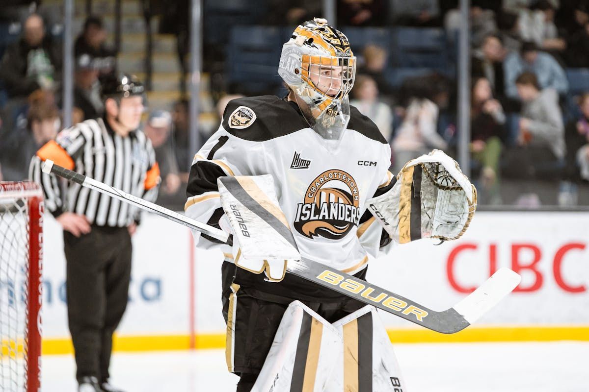 Parking Blainville-Boisbriand Armada at Charlottetown Islanders