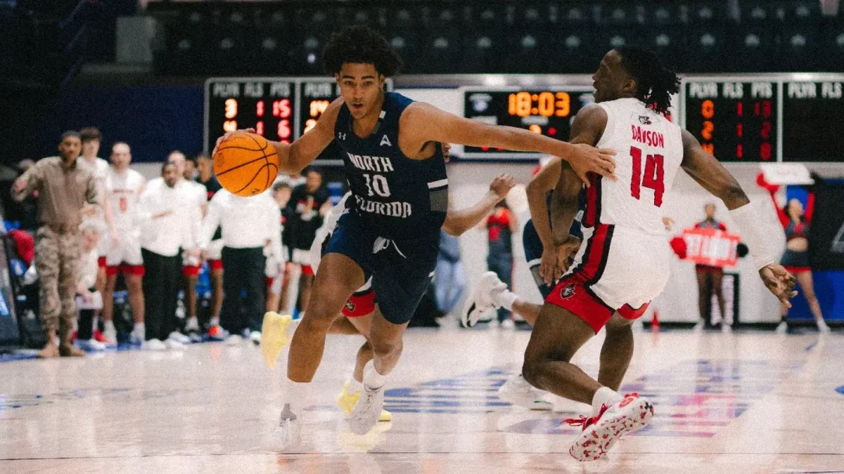 Parking North Florida Ospreys at Austin Peay Governors Mens Basketball