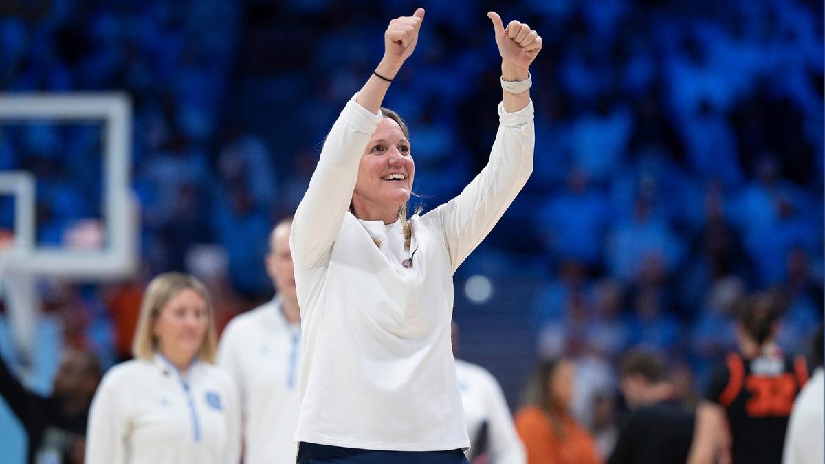 Parking North Carolina Tar Heels at Texas Longhorns Womens Basketball