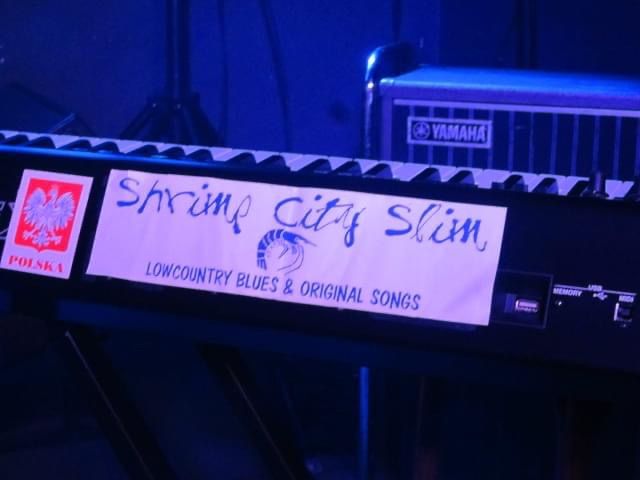 Shrimp City Slim (USA) & Professor Bottleneck (D) in M\u00f6nchengladbach