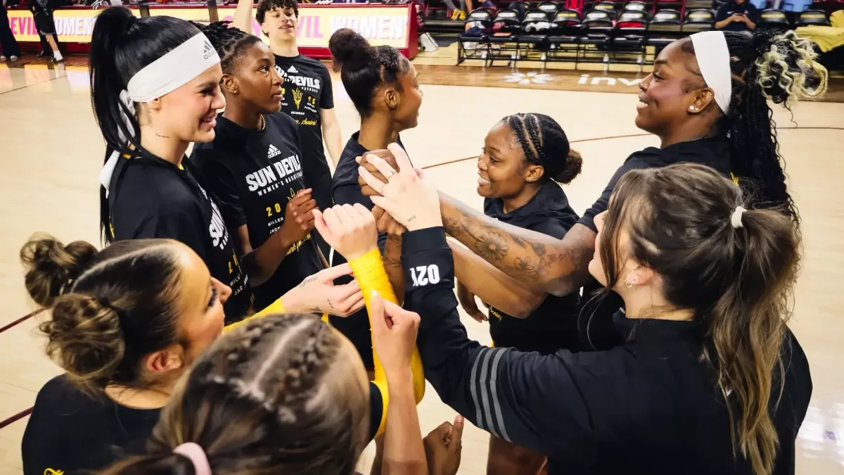 Parking Cincinnati Bearcats at Arizona State Sun Devils Womens Volleyball