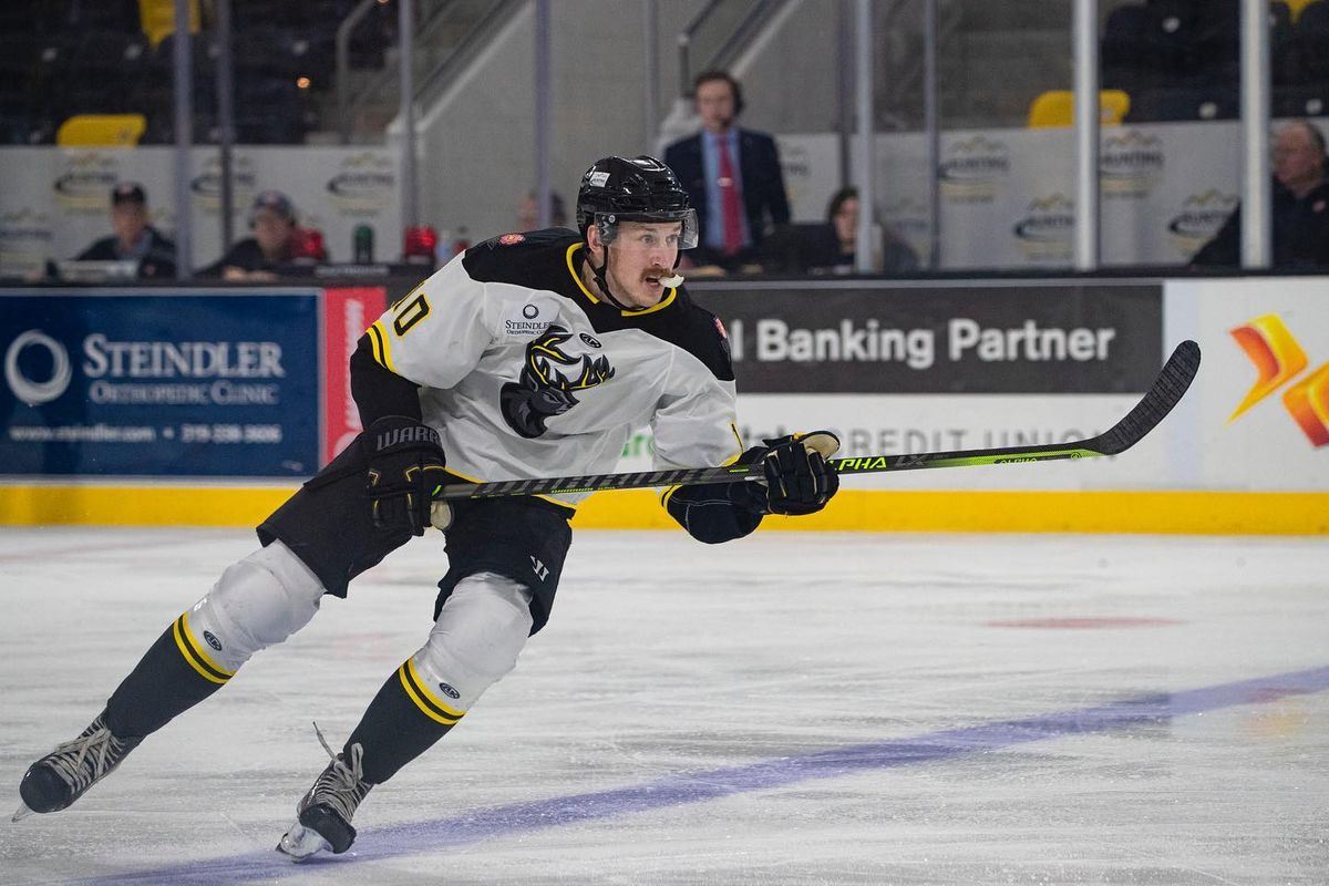 Indy Fuel vs. Iowa Heartlanders