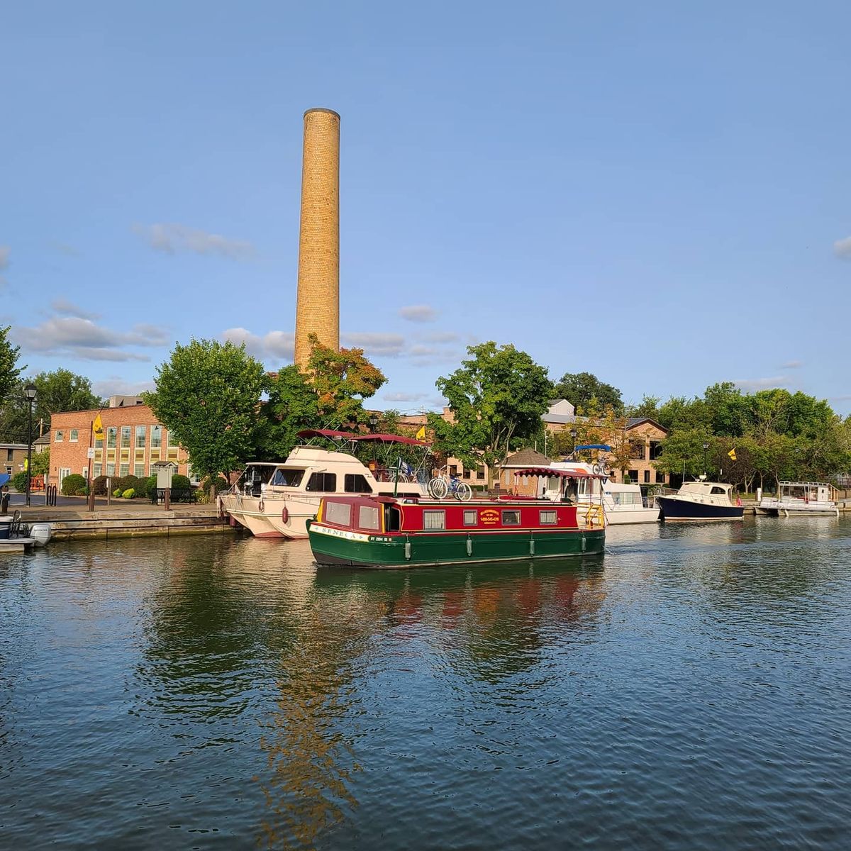 Erie Canal 3 Hour narrated lock Boat Cruise- Bus Trip