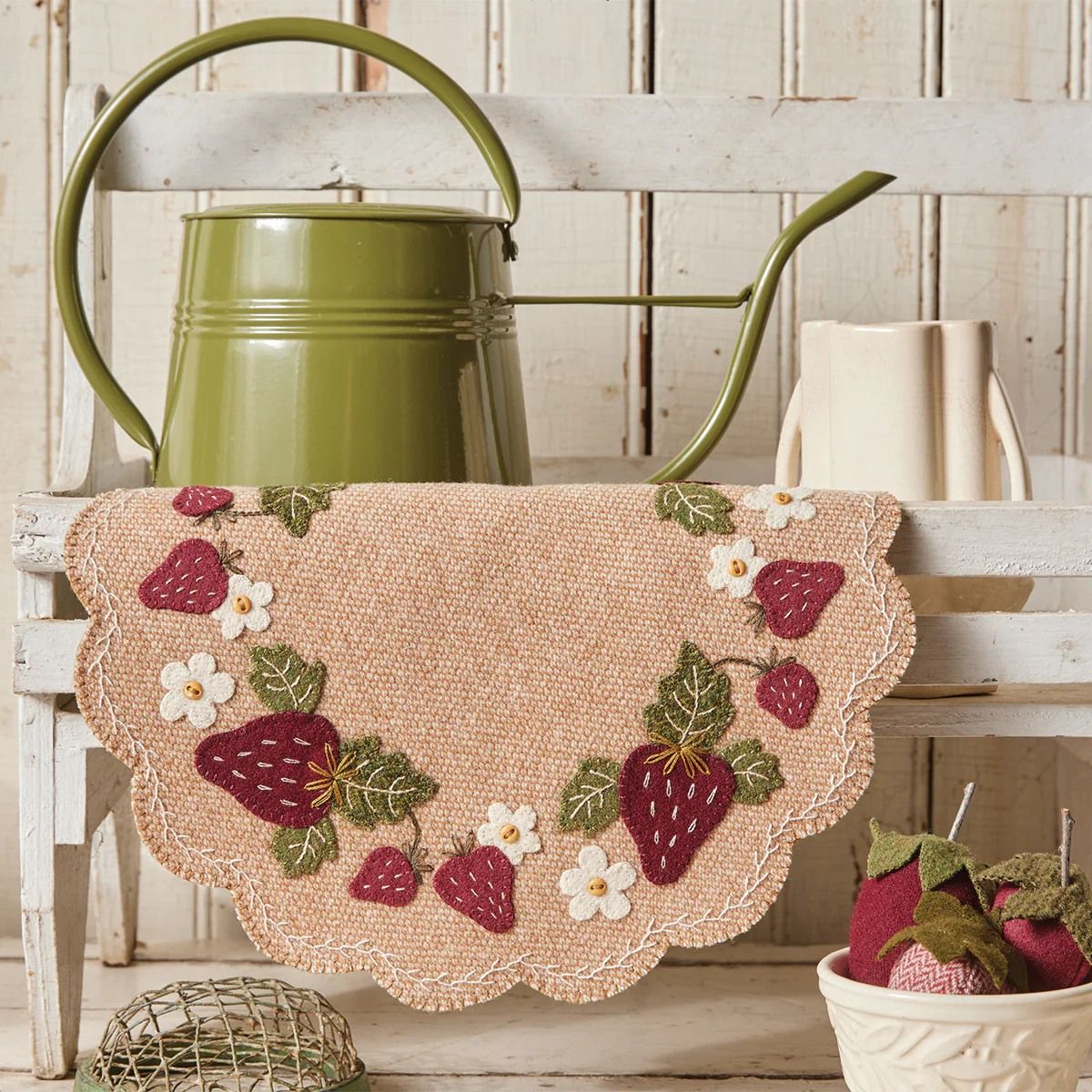 Wool Applique with Laura - Strawberry Penny Mat