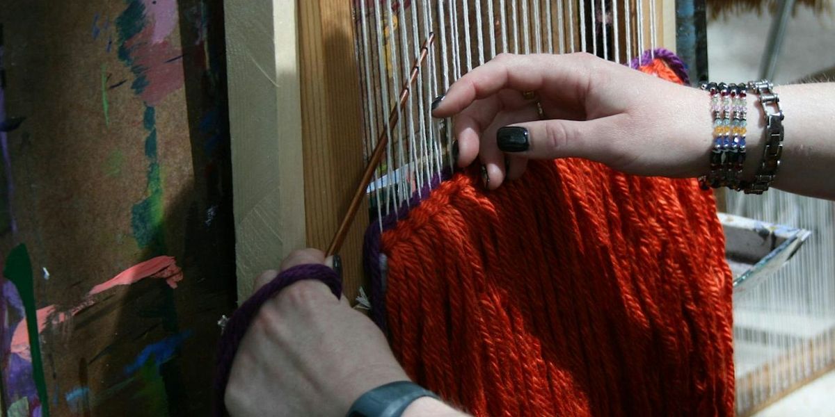 Weaving with Megan McLaury (Adult-MixedMedia)