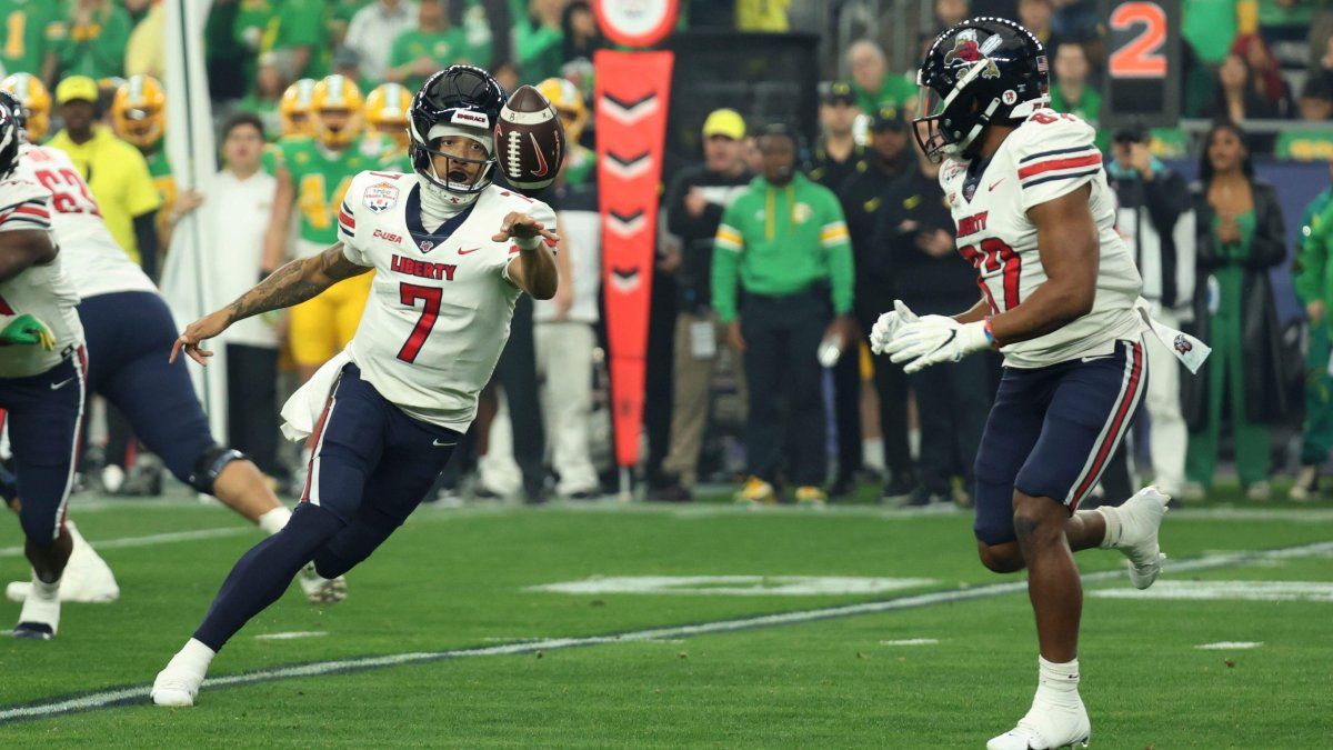 Sam Houston Bearkats vs. Liberty Flames at Bowers Stadium