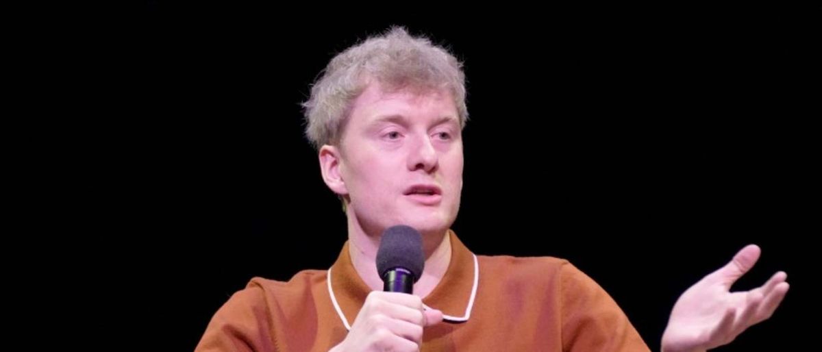 Parking James Acaster