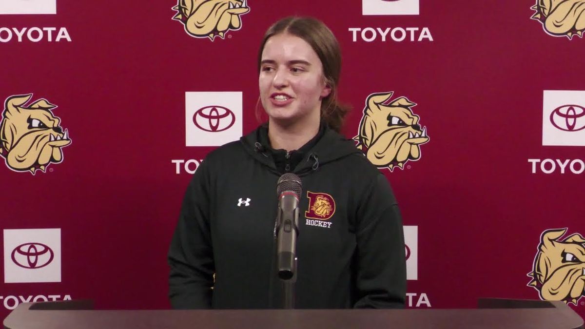 Parking IIHF U18 Womens World Hockey Championship: Semi Final 1