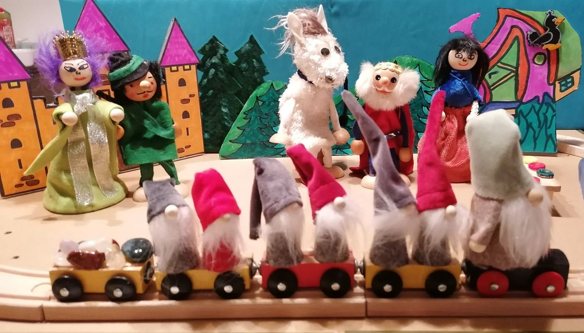 Kindertheater im WuhleAnger - "Schneewittchen und die 7 Zwerge"