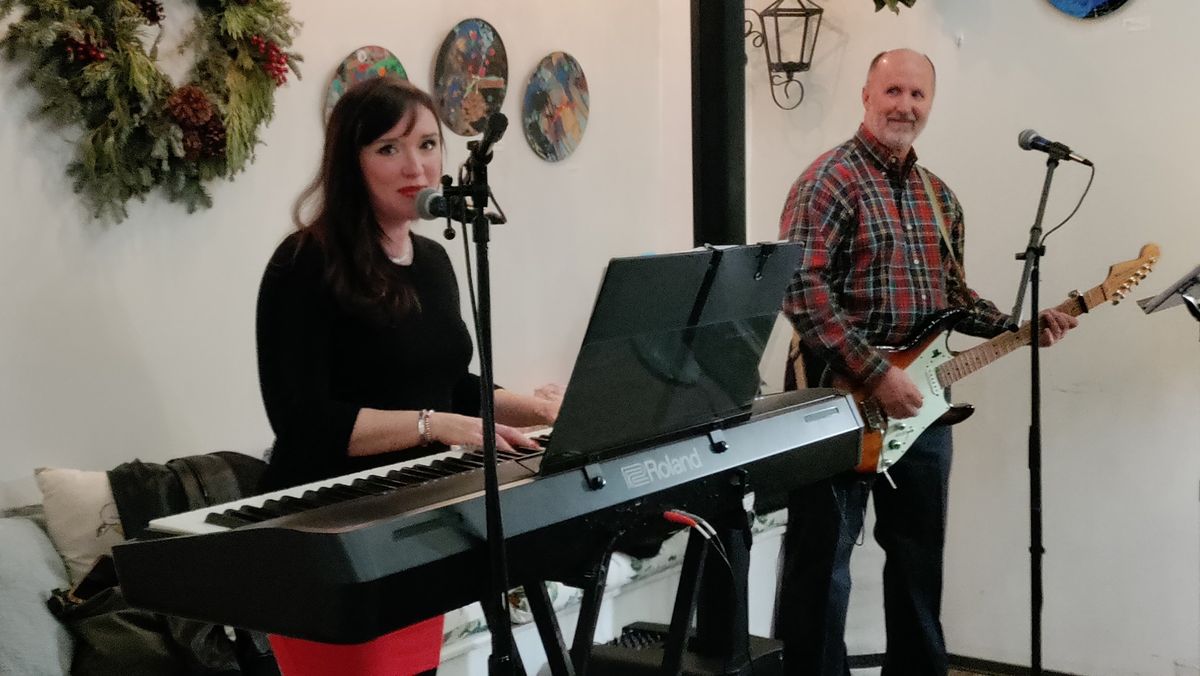 Live Holiday Music with Courtney Slocum & Bill Crook of The Red Clefs