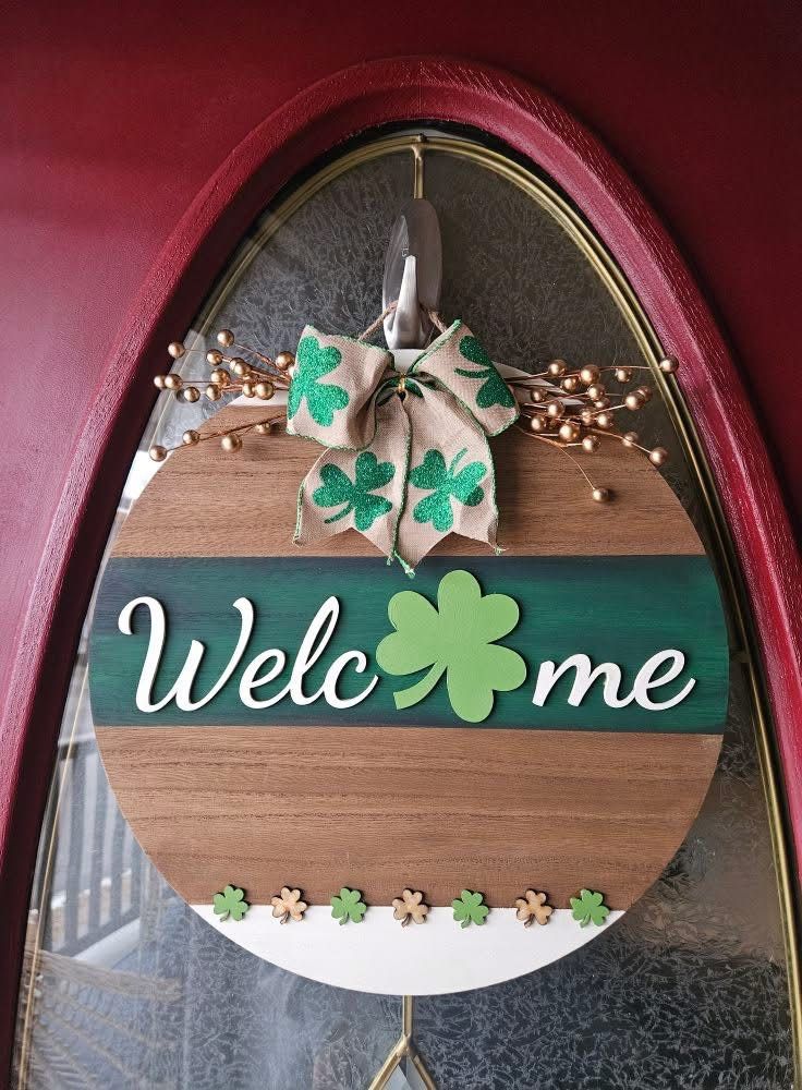 St.Patricks Day Paint & Sip with The Rustic Valentine! 