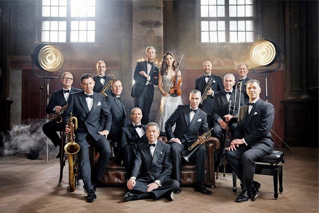 Max Raabe and the Palast Orchestra