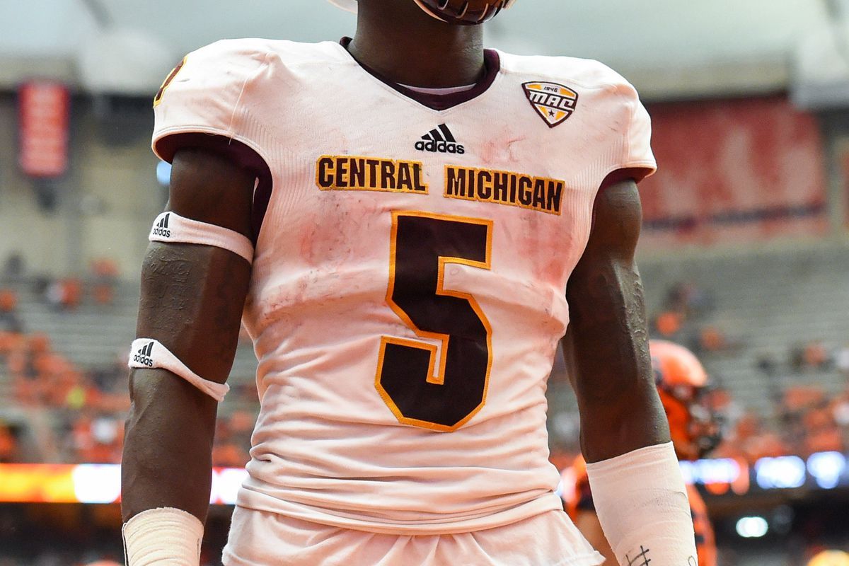 Central Michigan Chippewas at Kent State Golden Flashes Football