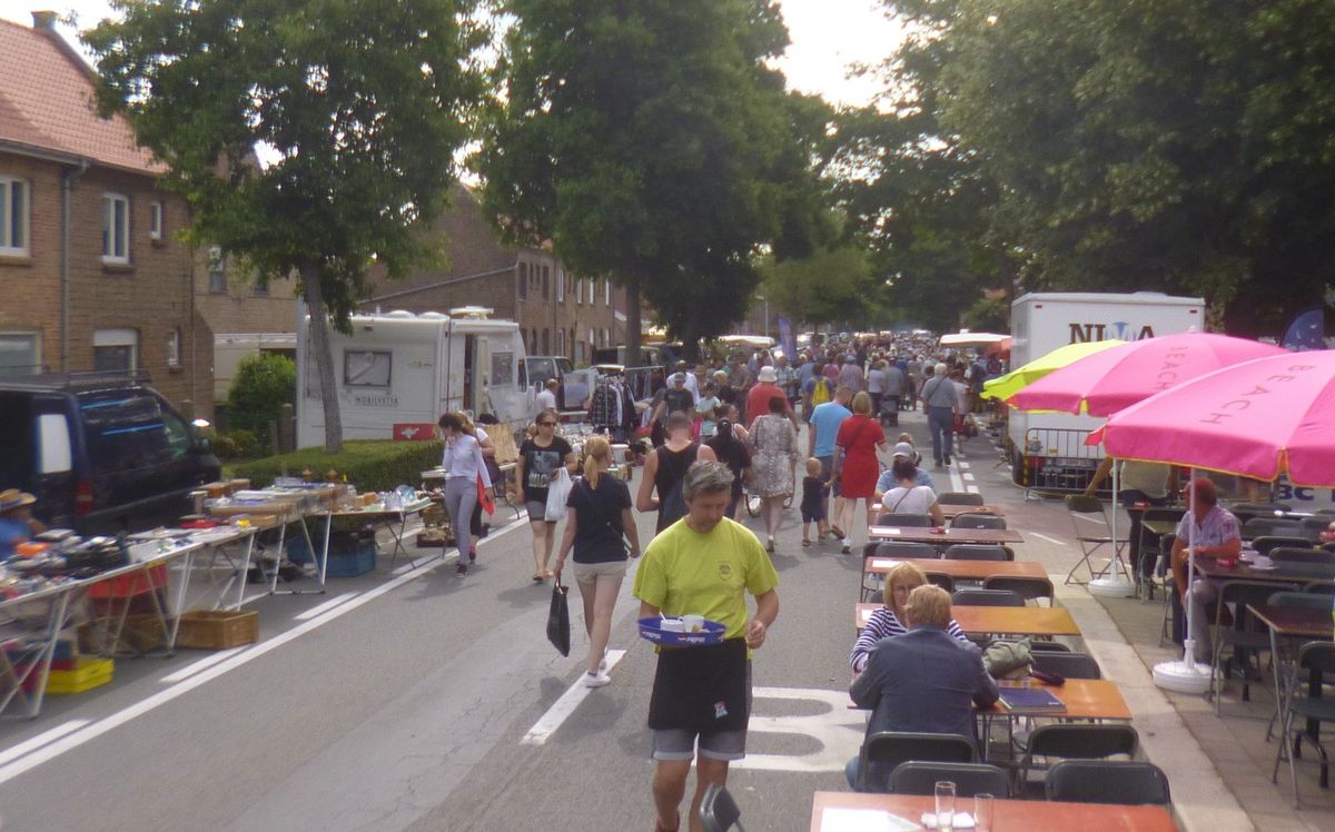 27ste rommelmarkt VEURNE nieuwstadkermis