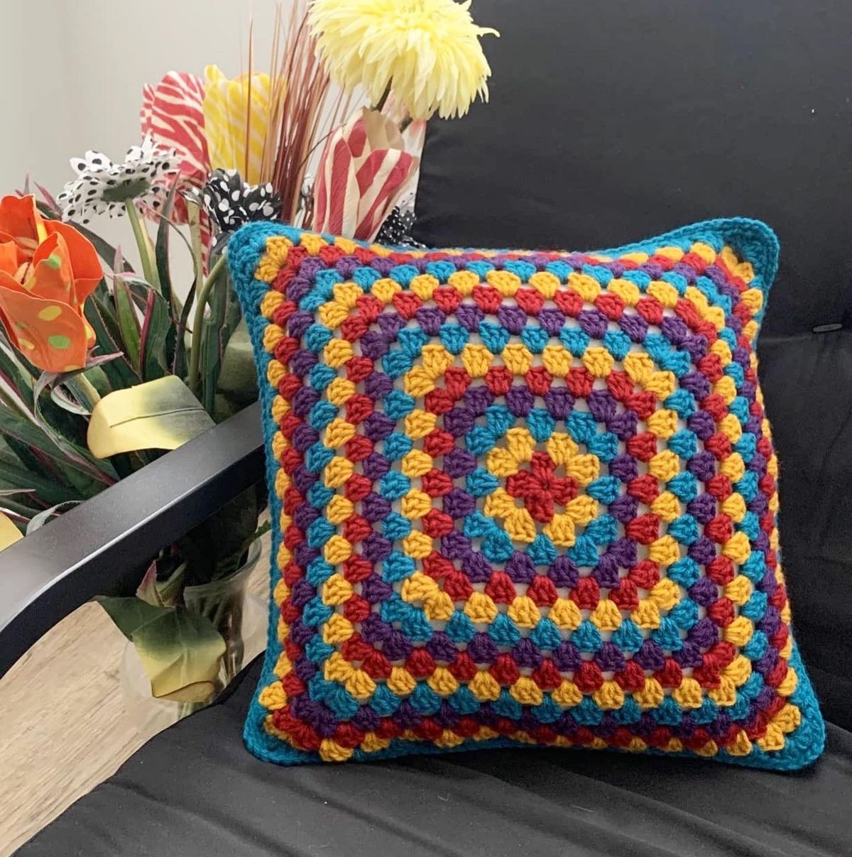 Crochet Pillow: Beginners Class - Weekday!