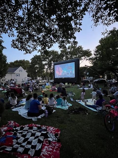 Movie Night @ Elmwood Park