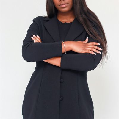 Alia Naomi