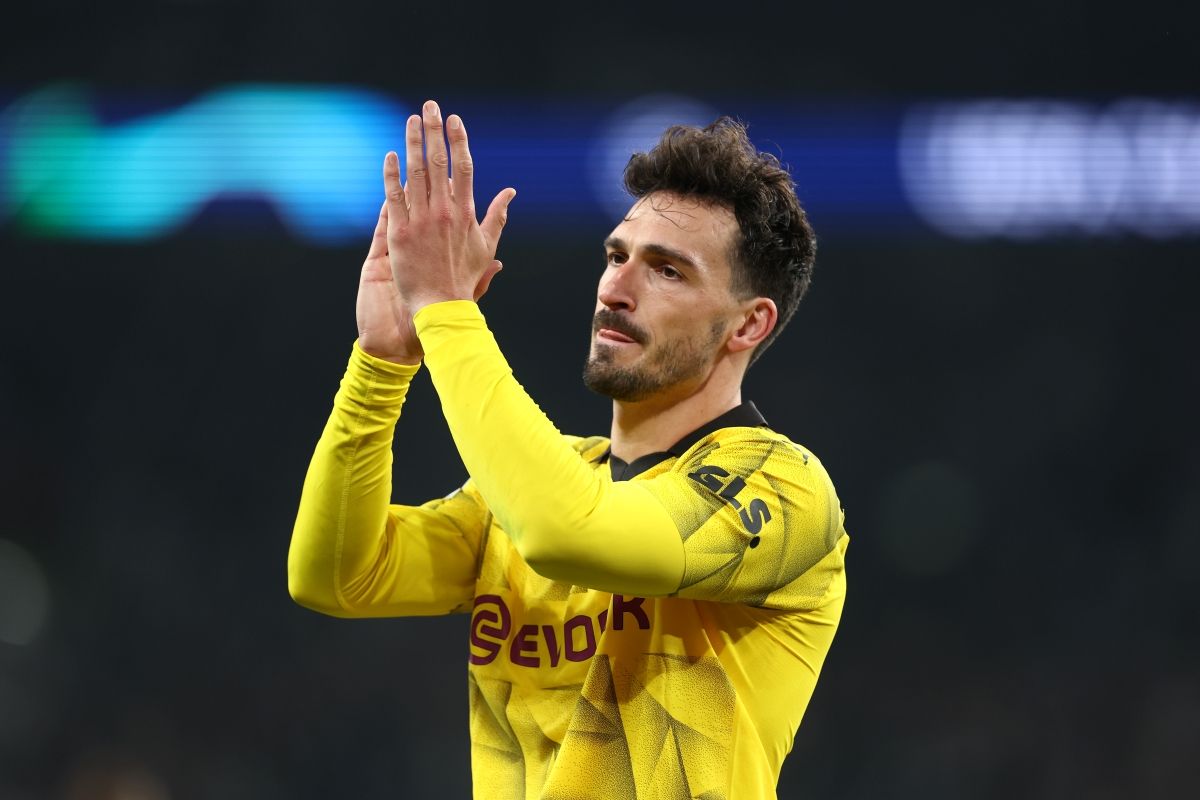 UEFA Champions League: Bologna FC vs. Borussia Dortmund