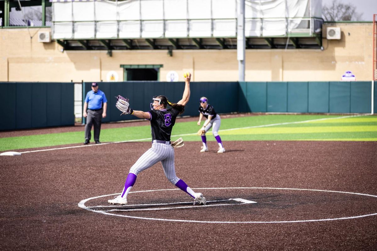 Parking Evansville Purple Aces at Iowa Hawkeyes Womens Basketball