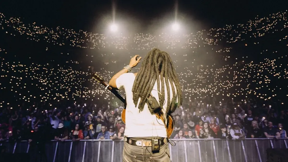 Shaboozey at Ascend Amphitheater