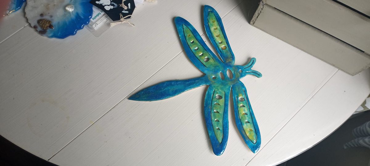 Resin Dragonfly or butterfly class - Bloomin Cottage 