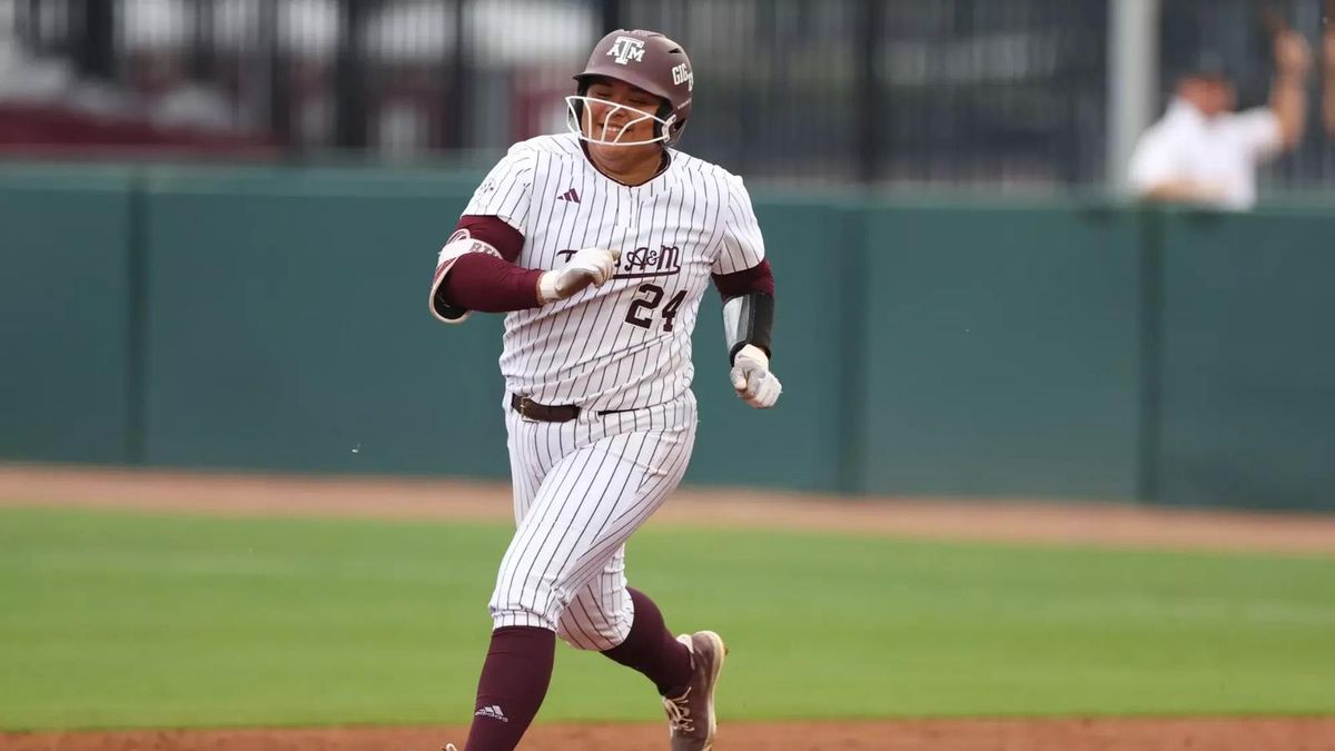 Parking Arkansas Razorbacks at Kentucky Wildcats Baseball