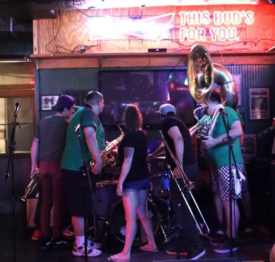 The Freecoasters and The Rough Customers at Al's Bar - Lexington, KY