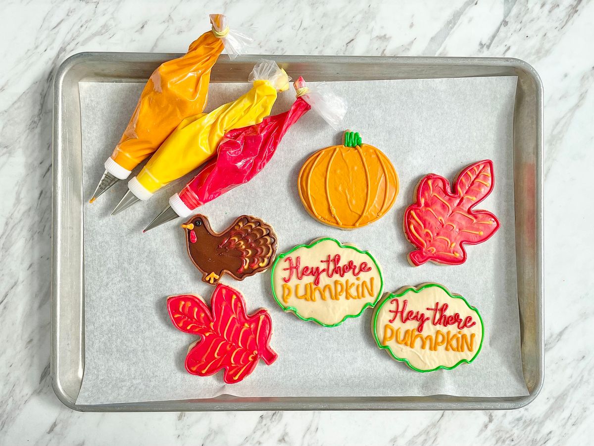 \u201cGive Thanks\u201d themed Cookie Class with Swoon 