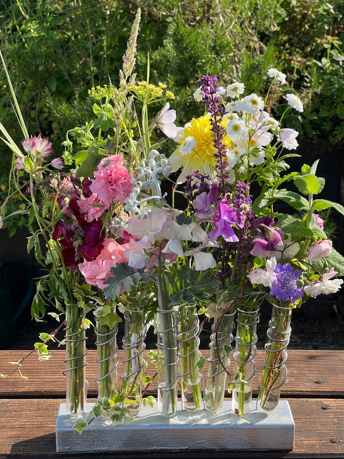 Early summer days floral demonstration Newton abbot flower club