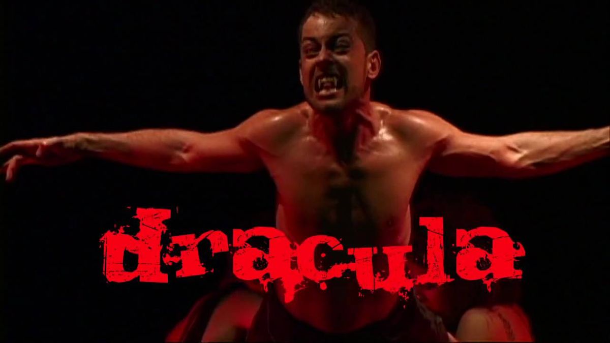 Push Physical Theatre: Dracula